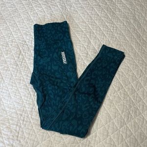 gymshark adapt animal leopard print leggings size xs